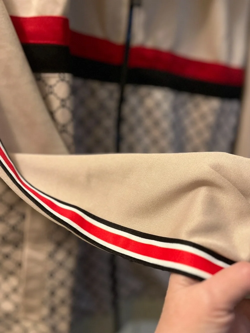 FOCUS NWT Beige & Red Track Jacket - Picture 10 of 10